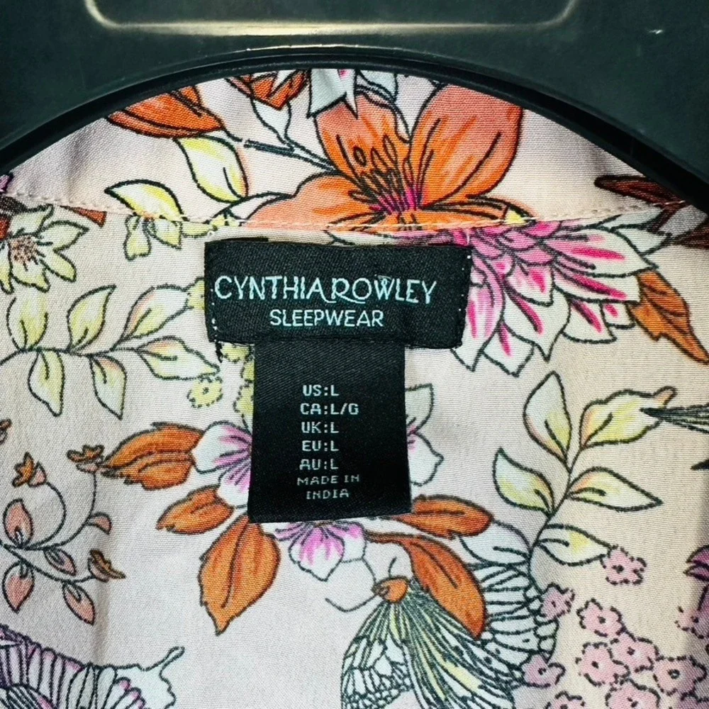 Cynthia Rowley Sleepwear Large 2 Piece Pajama Set Short Sleeve Floral Pink
